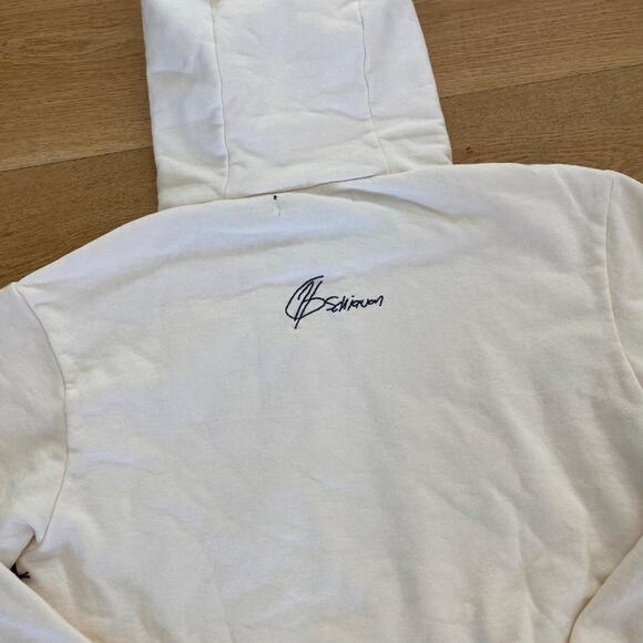 SoulCycle X BILT Kingsley Hoodie in Cream and Zee Shorts in Blue/Black - Picture 7 of 7